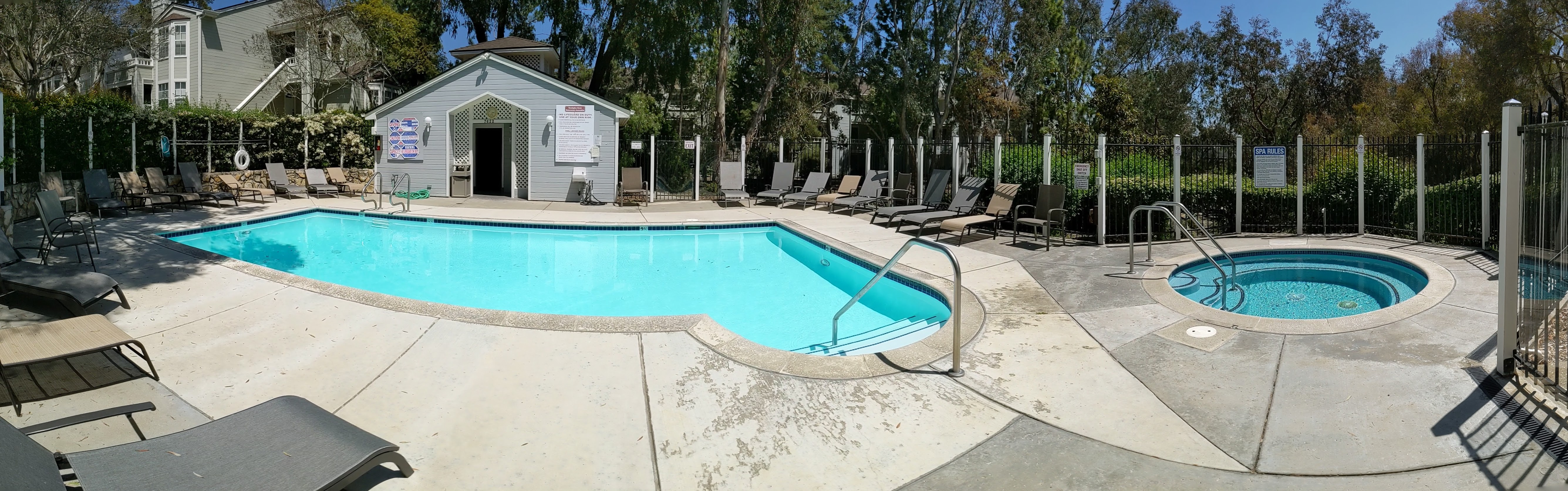 Pool House Panorama 1.jpg